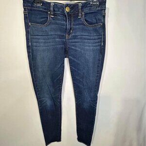 American Eagle super stretch jegging. Size 8. New condition.